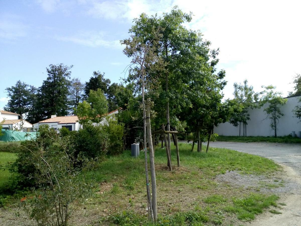 Villa D'Eau Douce Les Achards  Exterior photo